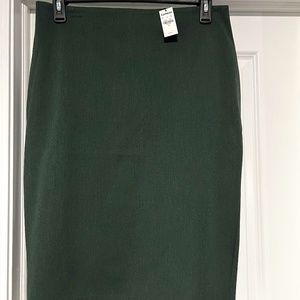 Express Green Skirt. SZ 14. NWT